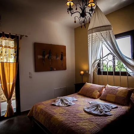Evelyn Apartment Stafylos